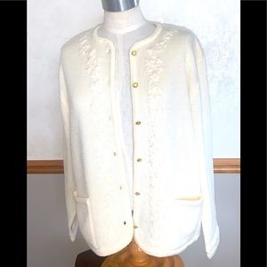 Crystal Kobe Seeater